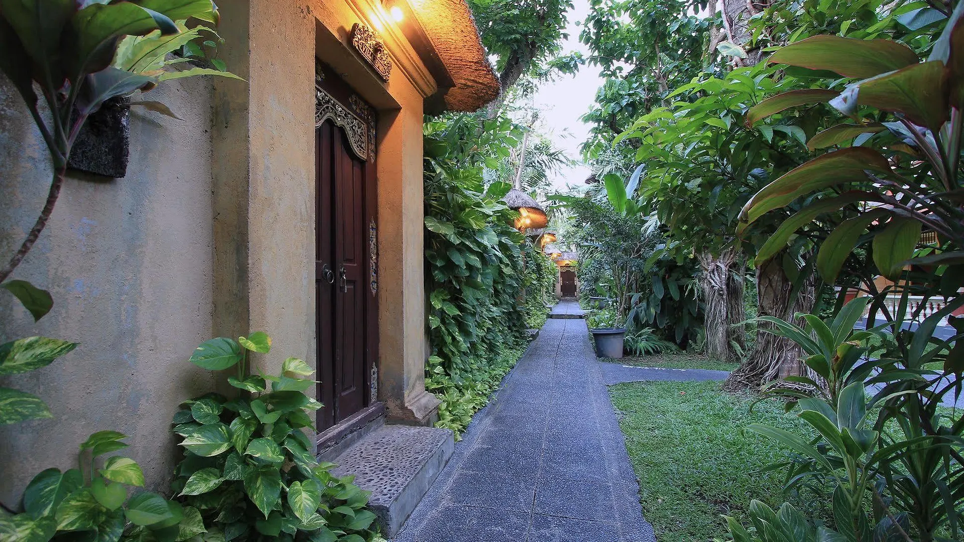 Hotel The Taman Ayu Seminyak